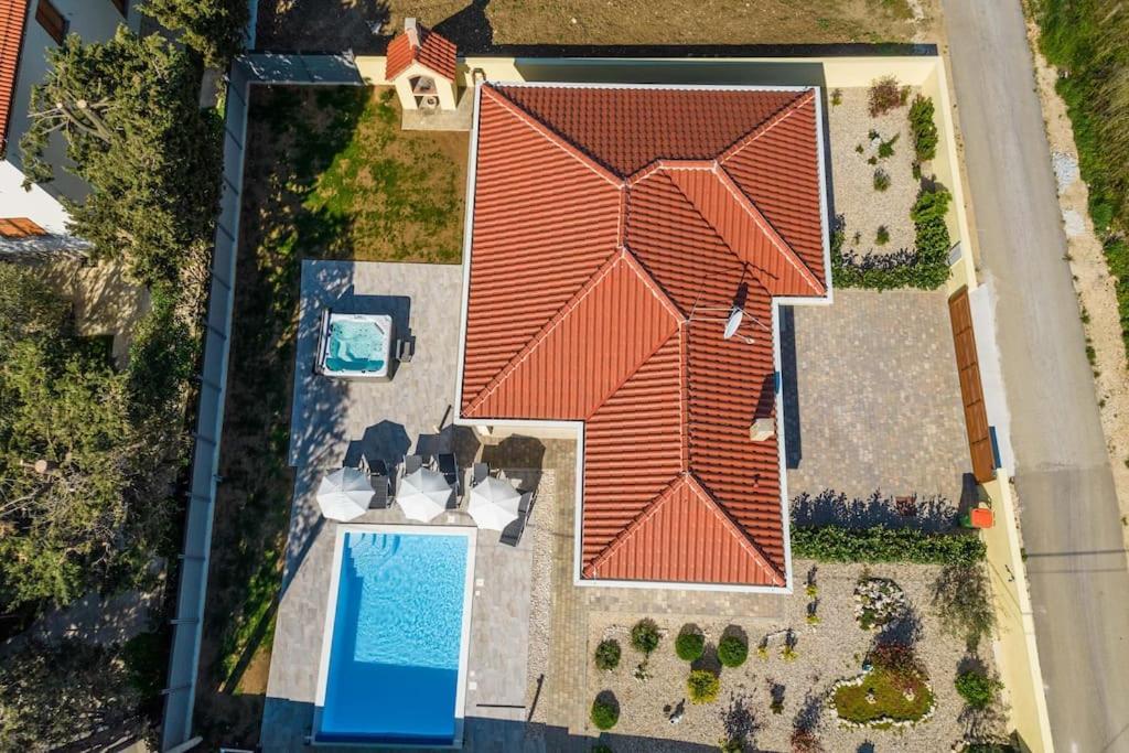 Villa Mattina, With Heated Pool And Jacuzzi Privlaka  Kültér fotó
