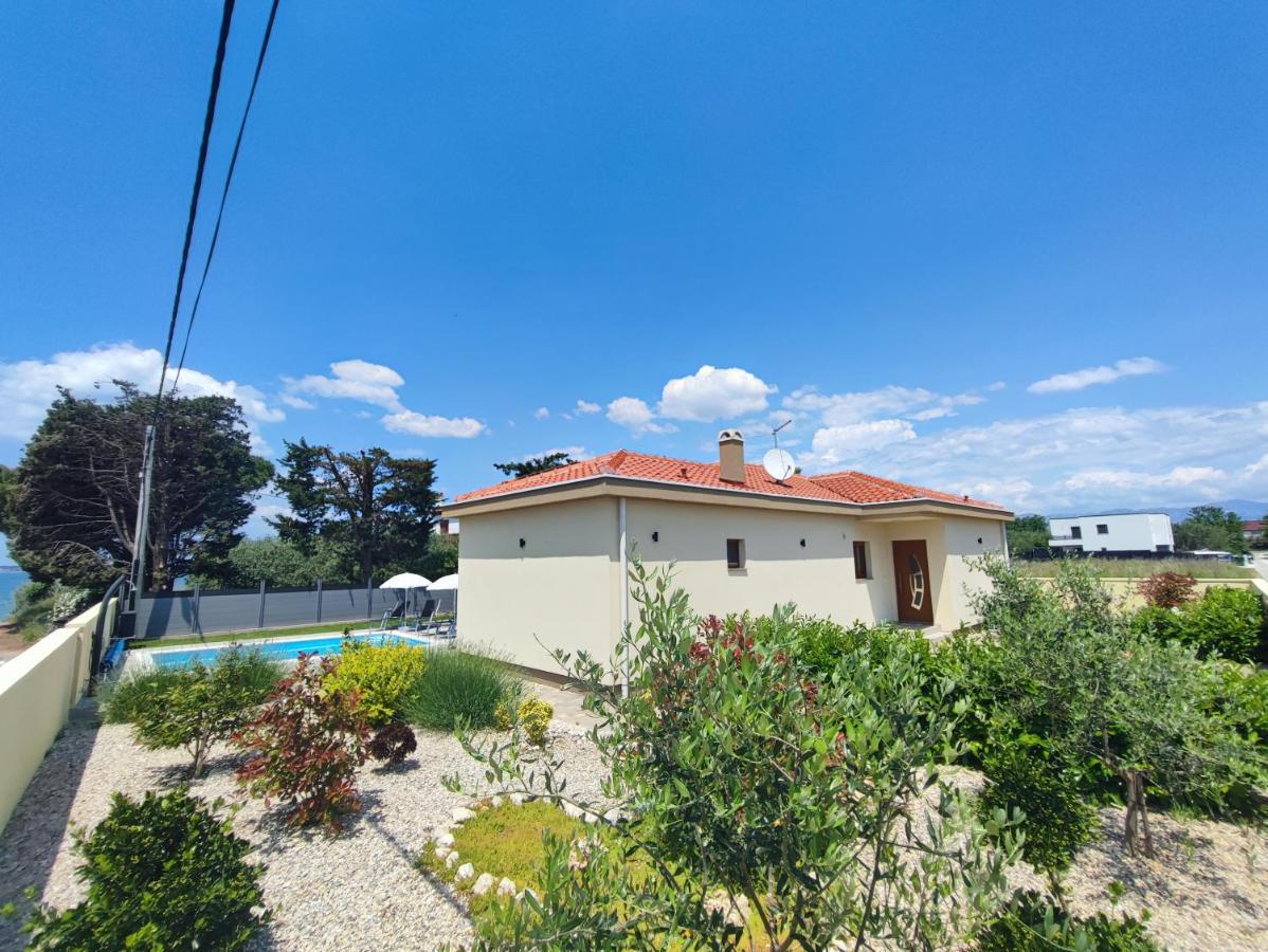 Villa Mattina, With Heated Pool And Jacuzzi Privlaka  Kültér fotó
